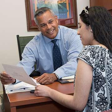 student receiving advisement
