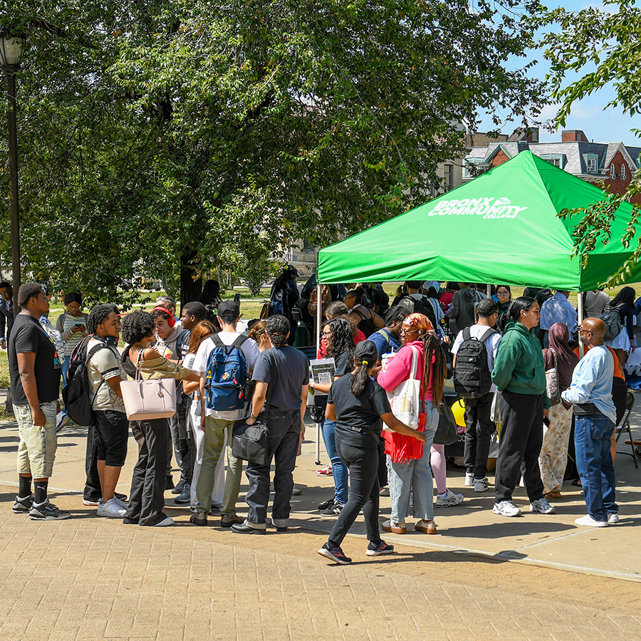 Reimagined Student Convocation on Quad Brings Together New and ...