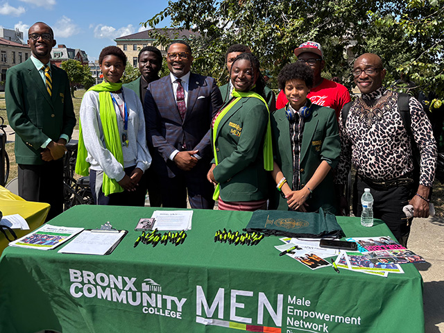 men-group-1_student-convocation